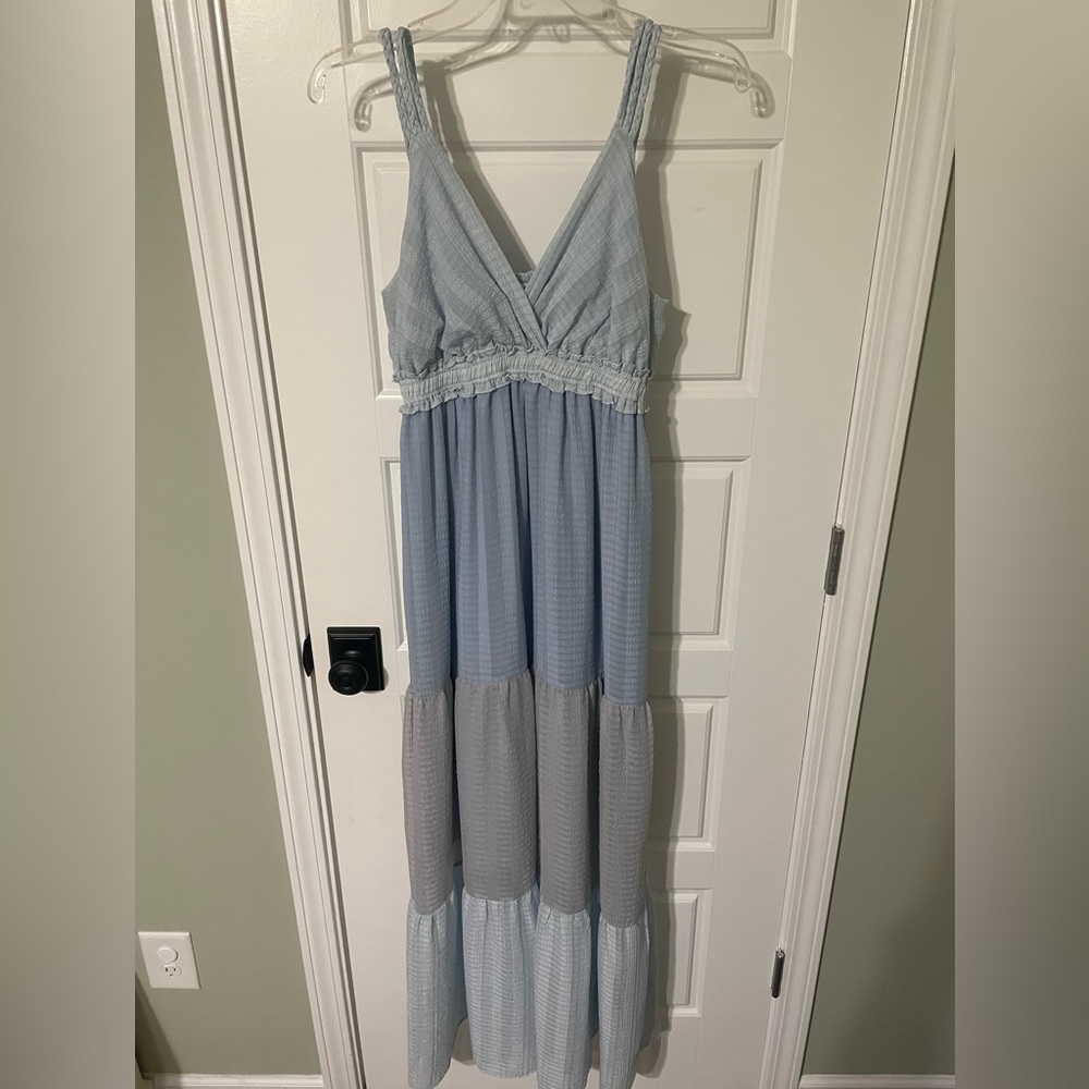 Peach Love California Blue Maxi Dress. Size M.